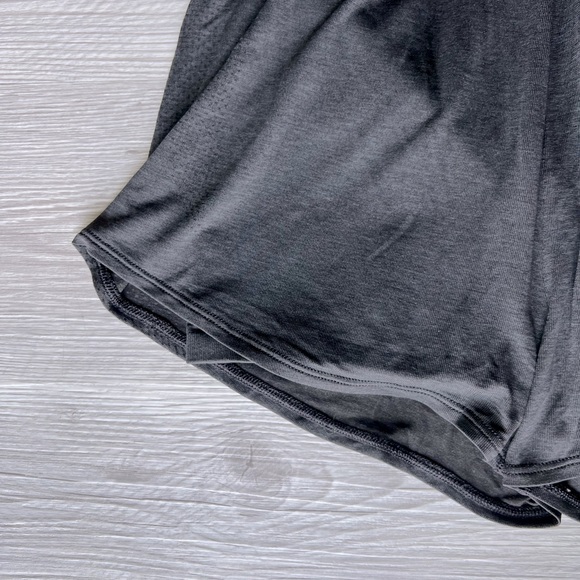 GYMSHARK two layer running shorts size M - Picture 6 of 12